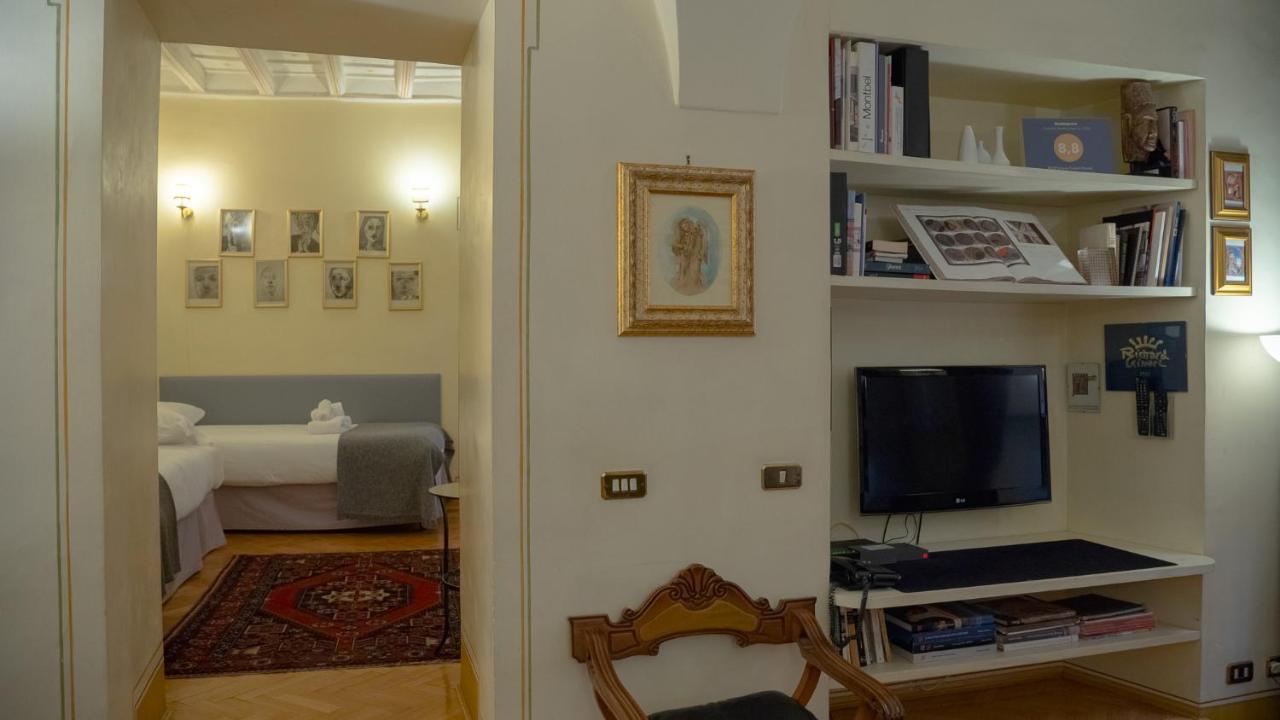 Mgpgroup Guest House Navona Rome Bagian luar foto
